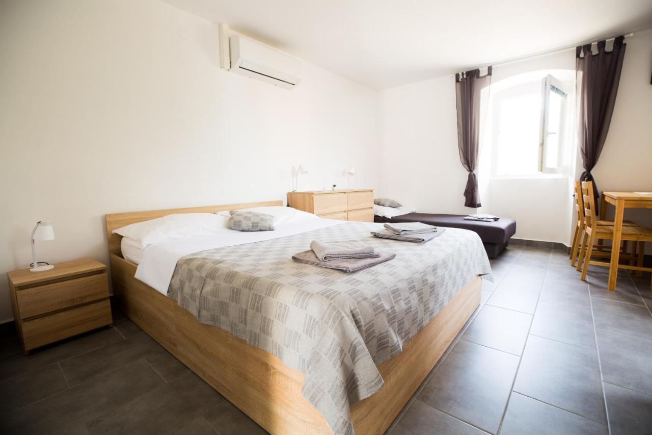 Kuca Nerezinka Apartment Нерезине Екстериор снимка